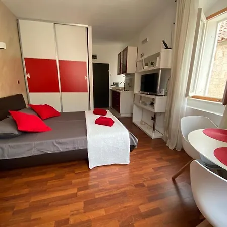 Torre Apartment *